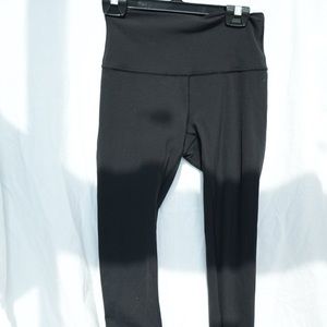 Wonder under mid rise lulu legging